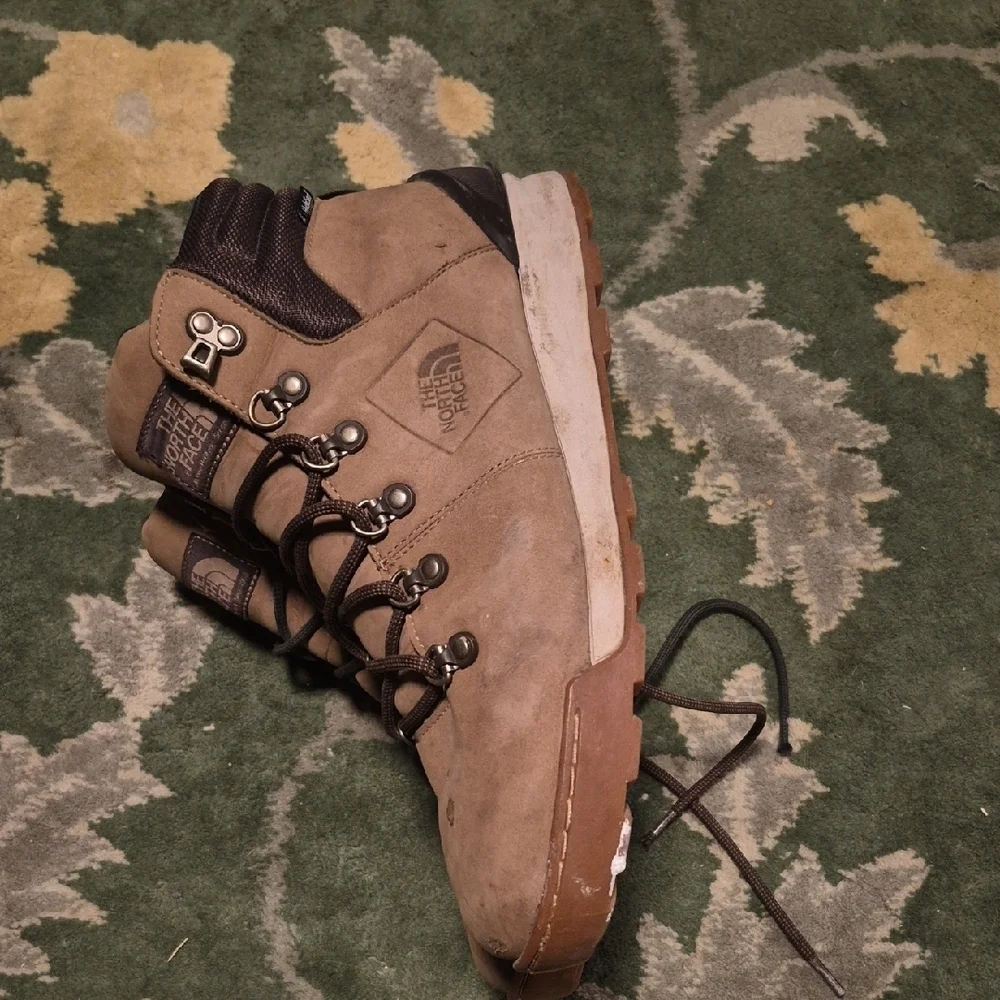 The North Face Men's Tan Leather Boots